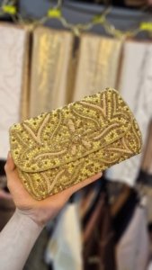 pochette doré